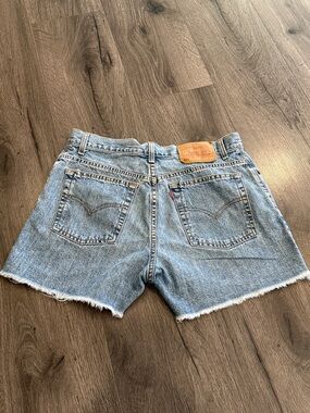 💜Levi's Light Wash Denim Cutoff Shorts Summer Spring Everyday Use Comfortbale